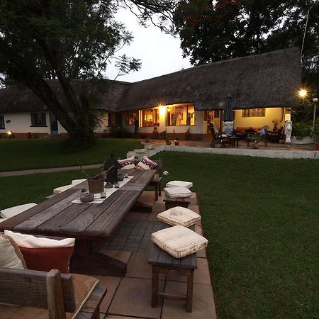 Thokozani Lodge Уайт-Ривер Экстерьер фото