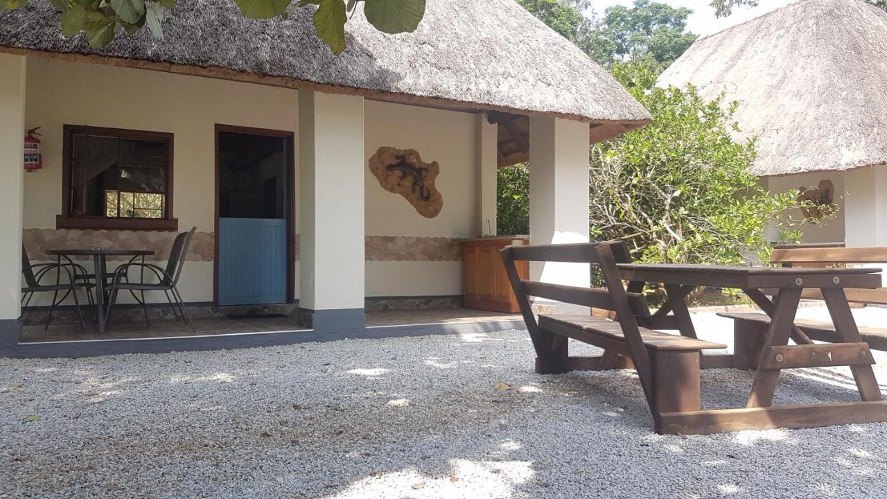 Thokozani Lodge Уайт-Ривер Экстерьер фото