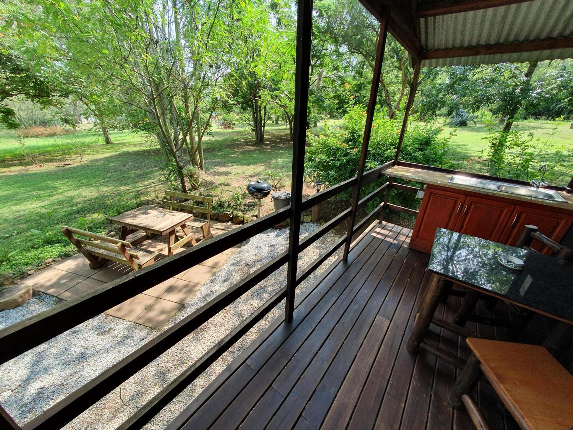 Thokozani Lodge Уайт-Ривер Экстерьер фото