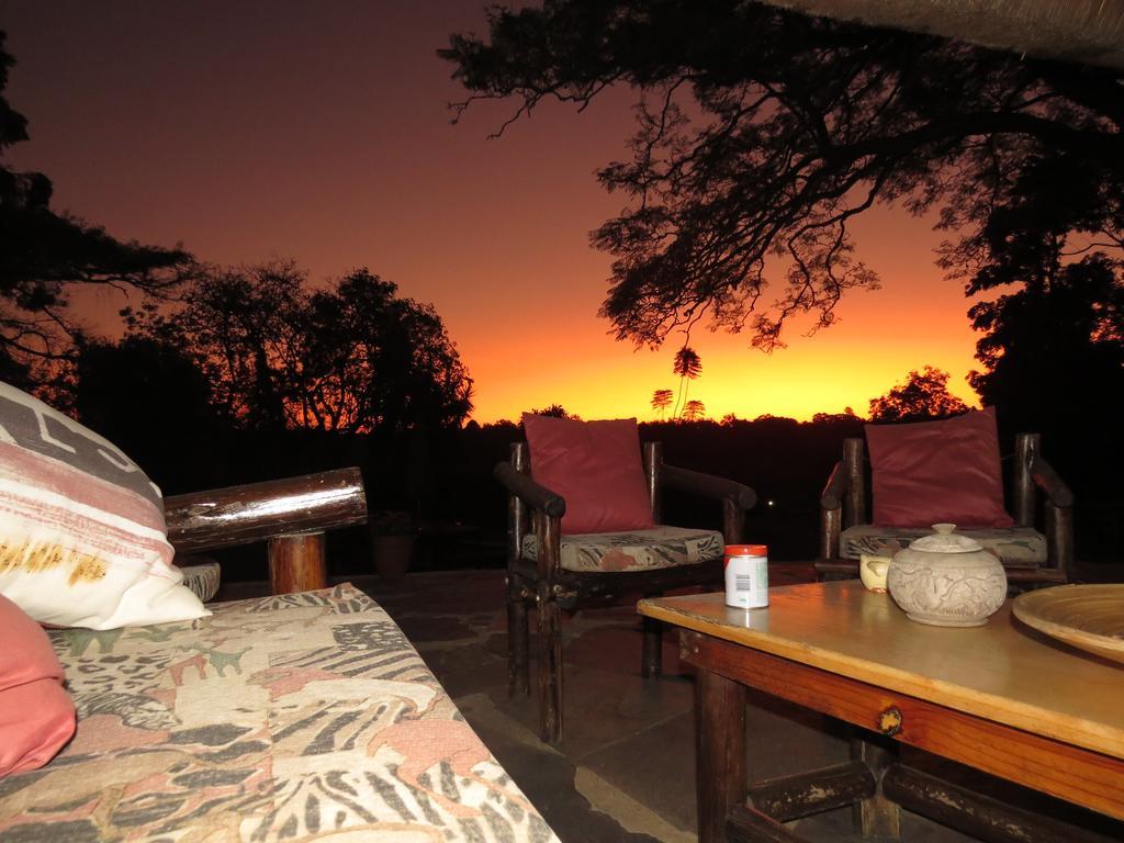 Thokozani Lodge Уайт-Ривер Экстерьер фото